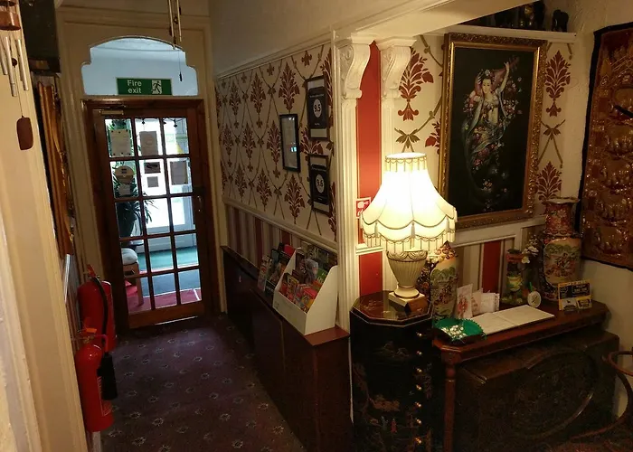 The New Guilderoy Hotel